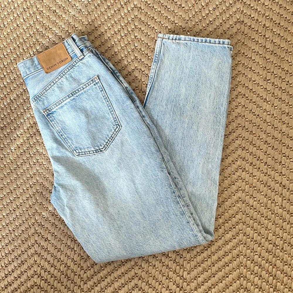 Denim Forum - The BF High Rise Loose Denim Jeans - Light Wash Blue - 30 x 26